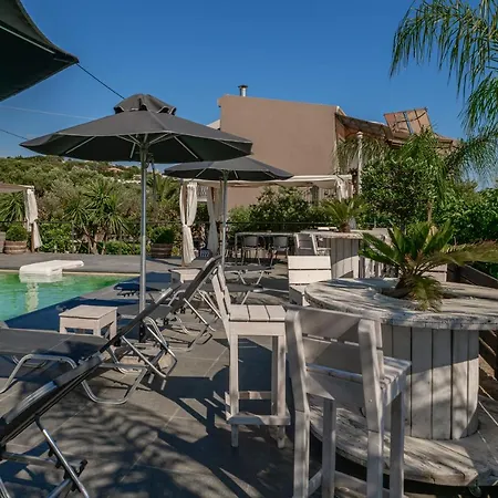 艾薇塔一室公寓 *