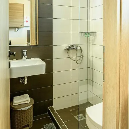 Evita سفوروناتا