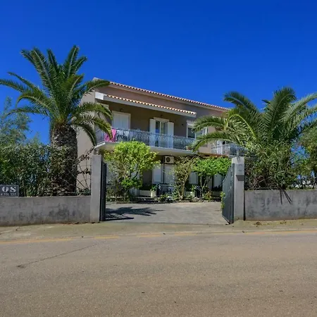 Evita Apartamento Svoronata